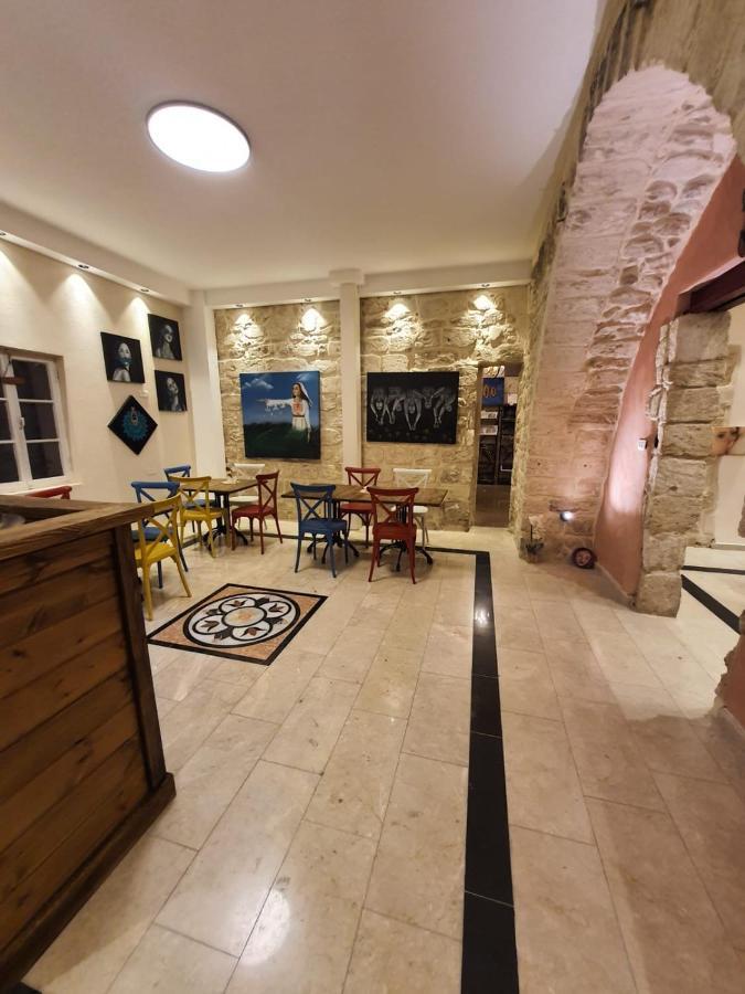Reeja Art Gallery Názáret Kültér fotó