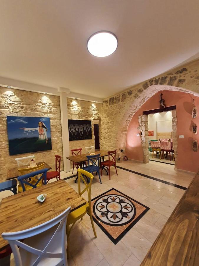 Reeja Art Gallery Názáret Kültér fotó